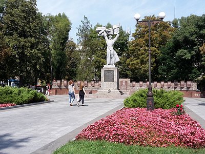 ПРОПИСКА В ГОРОДЕ ХМЕЛЬНИЦКОМ: ВАЖНЫЕ АСПЕКТЫ И ПРОЦЕДУРА